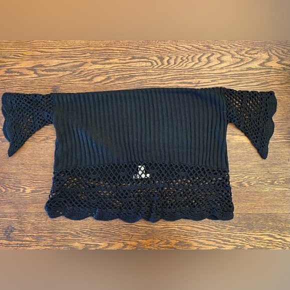 Necessary Objects Black Shrug - Picture 8 of 10